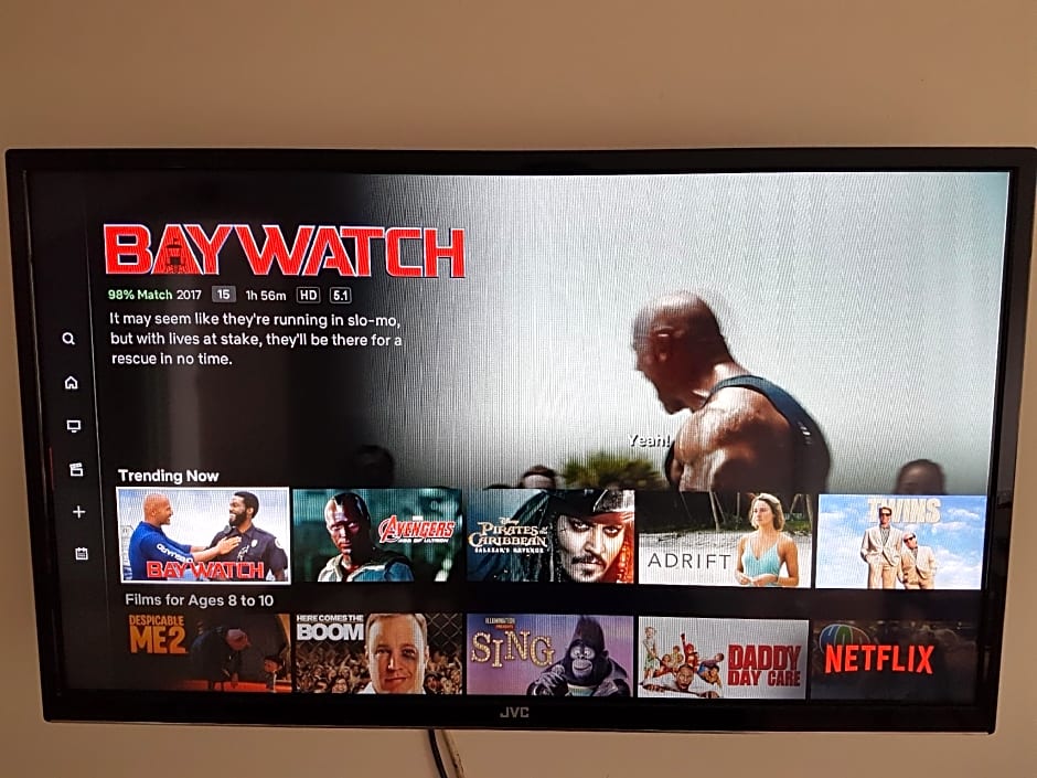 London Queens Apartments