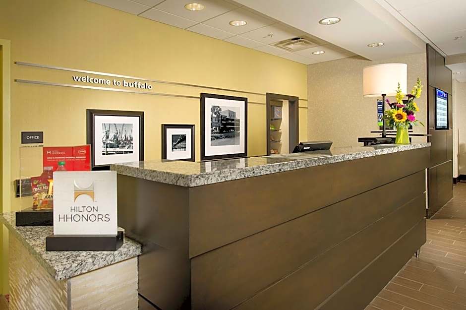 Hampton Inn By Hilton & Suites - Buffalo Airport