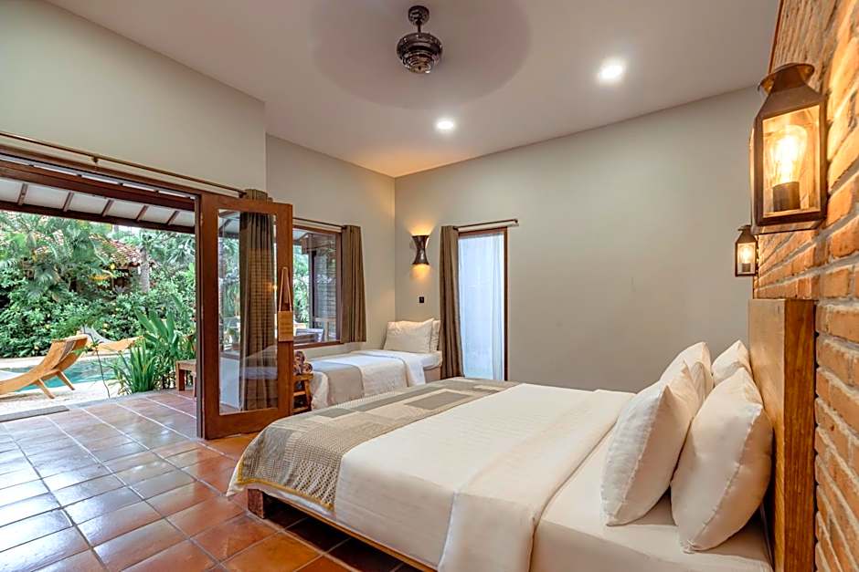 Belukar Villas