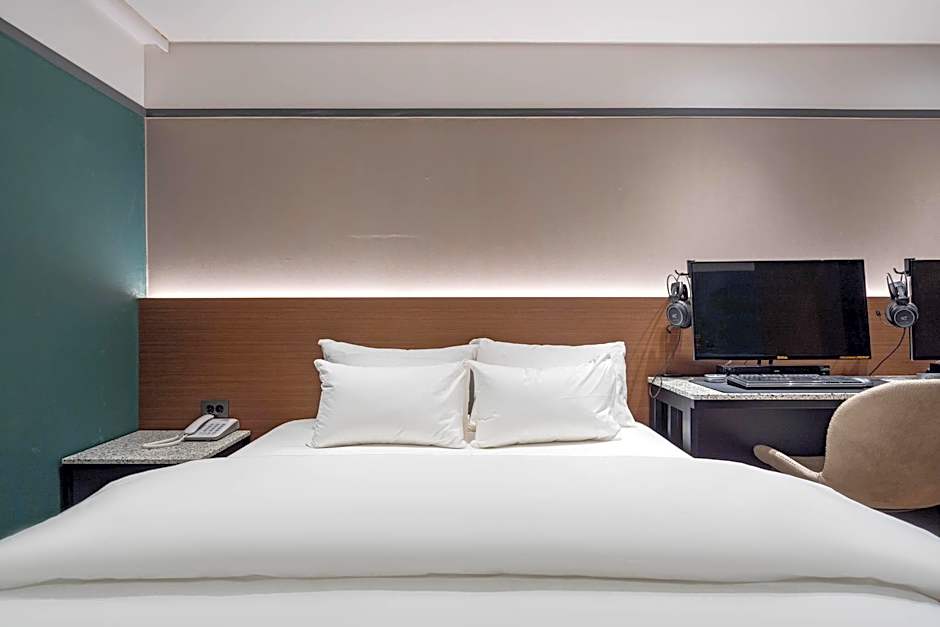 Jecheon The Wall Hotel