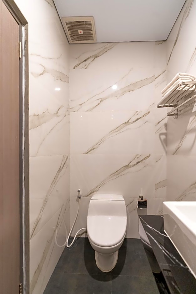 Front One Budget Boyolali