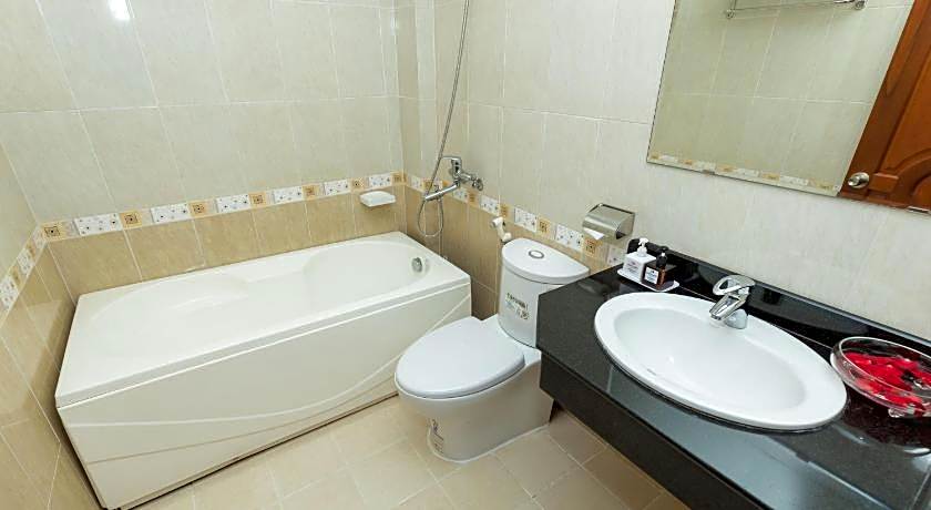 Queen Garden Hotel