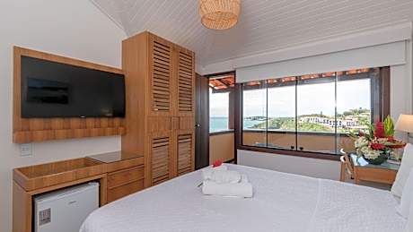 Deluxe Double Room with Balcony and Sea View