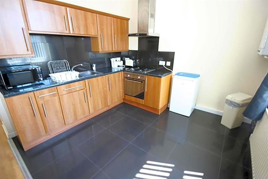 MARLEY MANSIONs APARTMENTS - KING ST REF : 10/3