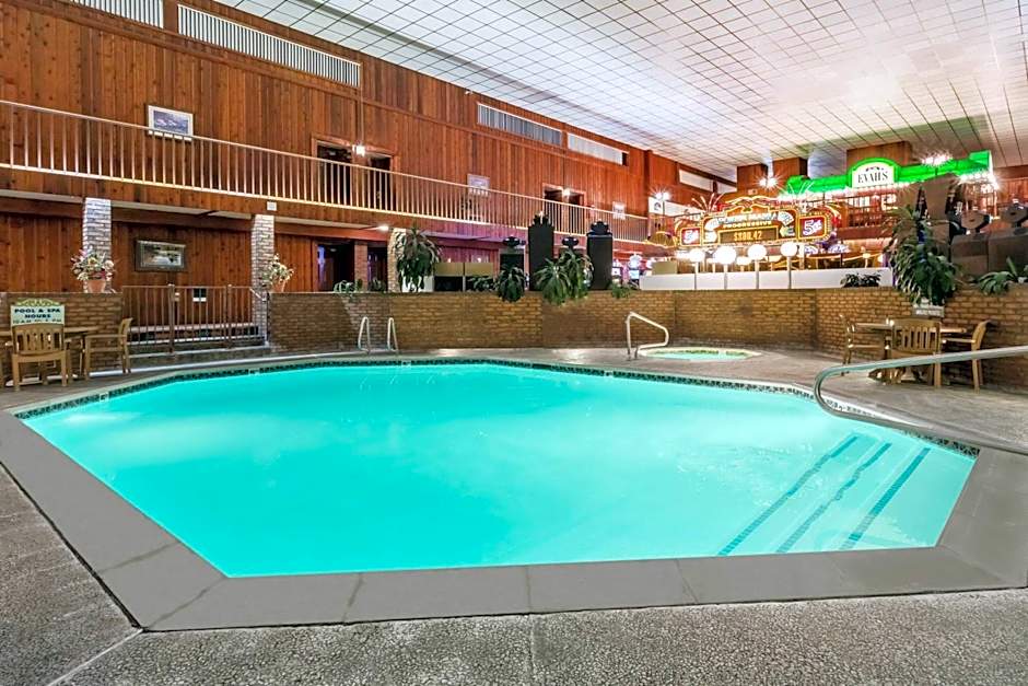 Copper Queen Hotel & Casino