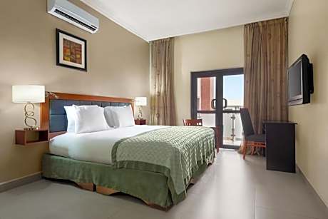 Suite with Two Queen Beds - Non-Smoking