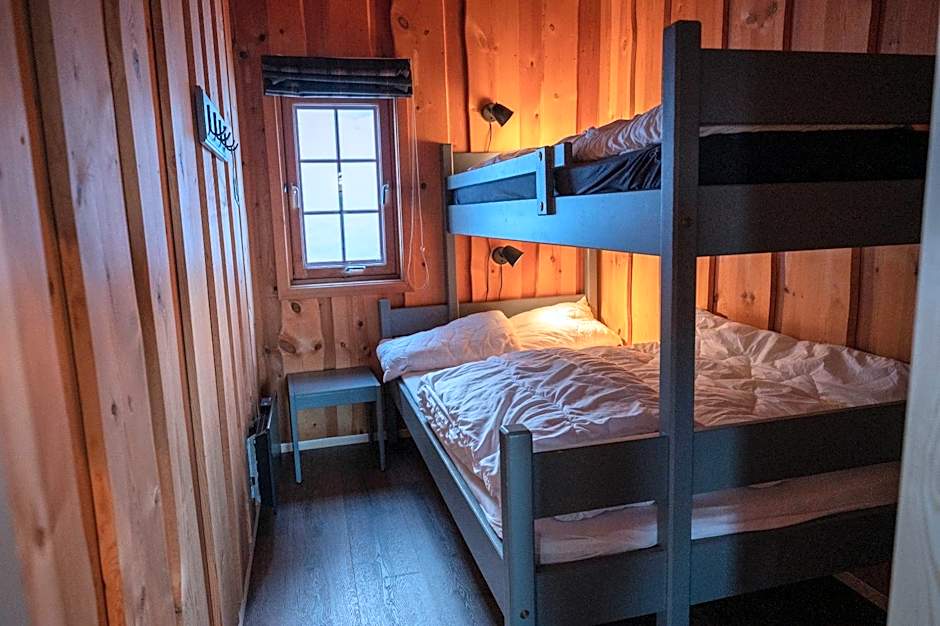 Photo 1 of 22 of 2 Bedroom Cottage
