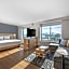 Hyatt Place Riverside Downtown