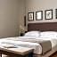 Flom Boutique Hotel