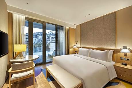 Two-Bedroom Loft Suite with - Meditation