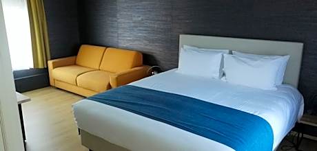 Superior Quadruple Room