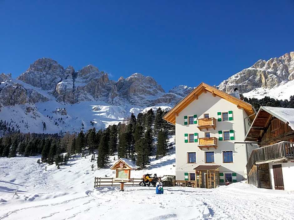 Rifugio Stella Alpina Spiz Piaz per escursionisti