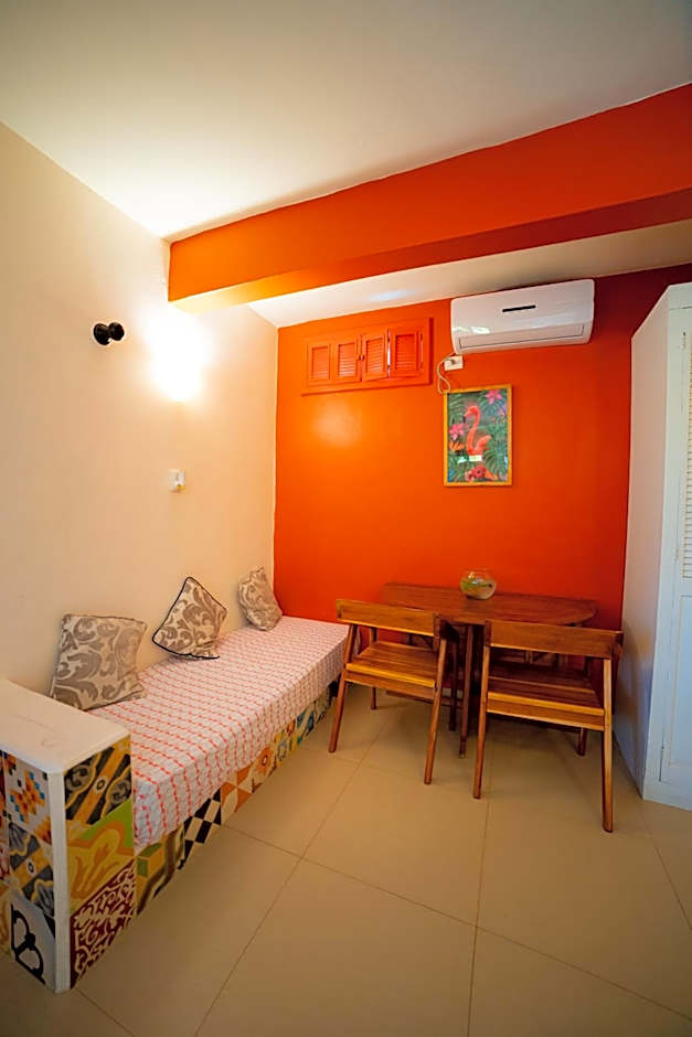 Hotel Flamingos Inn