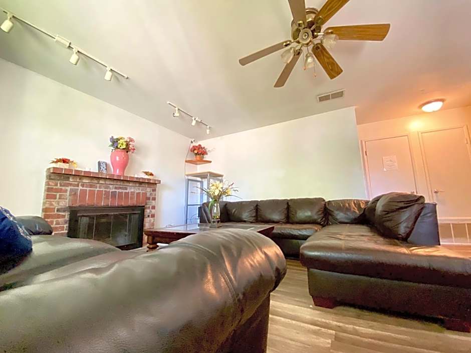 WHOLE Family - Rosemont