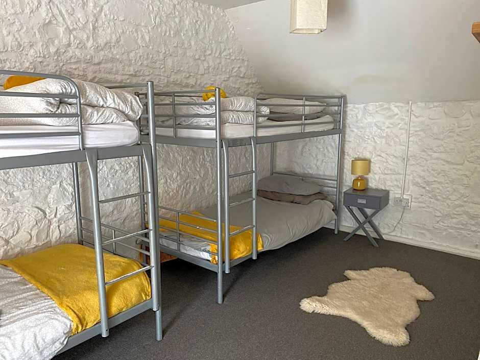 Hartfield House Hostel