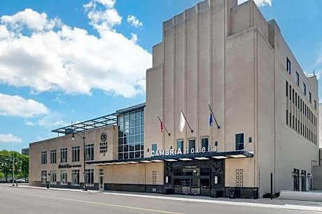 Cambria Hotel Detroit Downtown