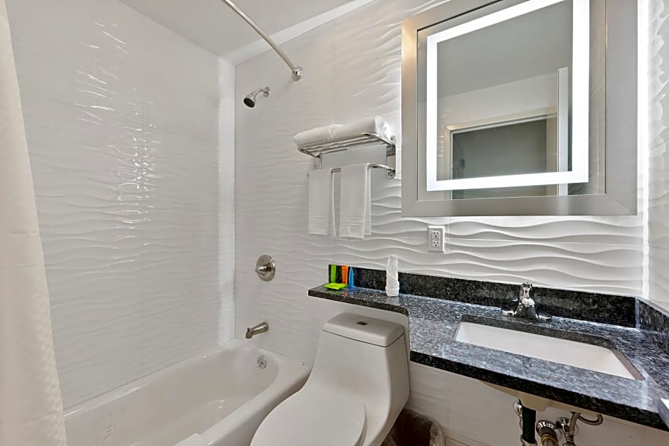 Casa Blanca Hotel Brooklyn