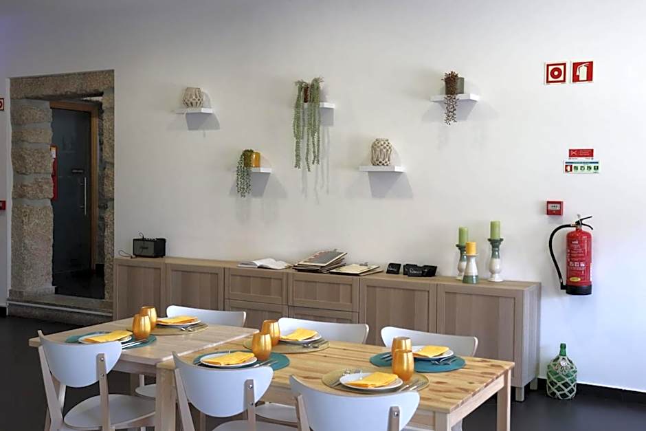 Altitude Alojamento e Restauração