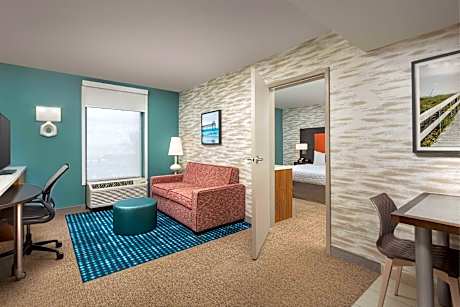 1King Mobilty/Hearing Access Ri Shwr Suite Ns