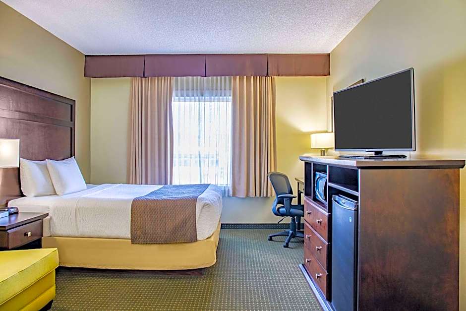 Days Inn & Conference Centre by Wyndham Cranbrook