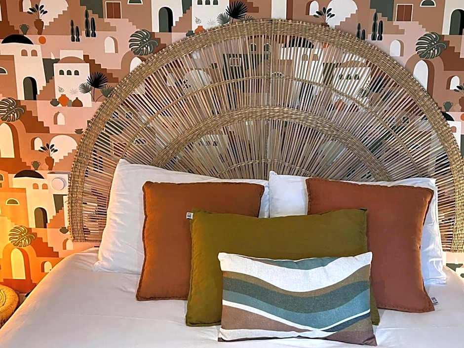 Chambres au coeur du quartier historique - Maison Alternativi