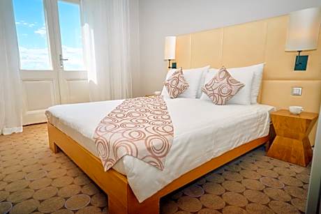 Standard Double Room with Sea Side