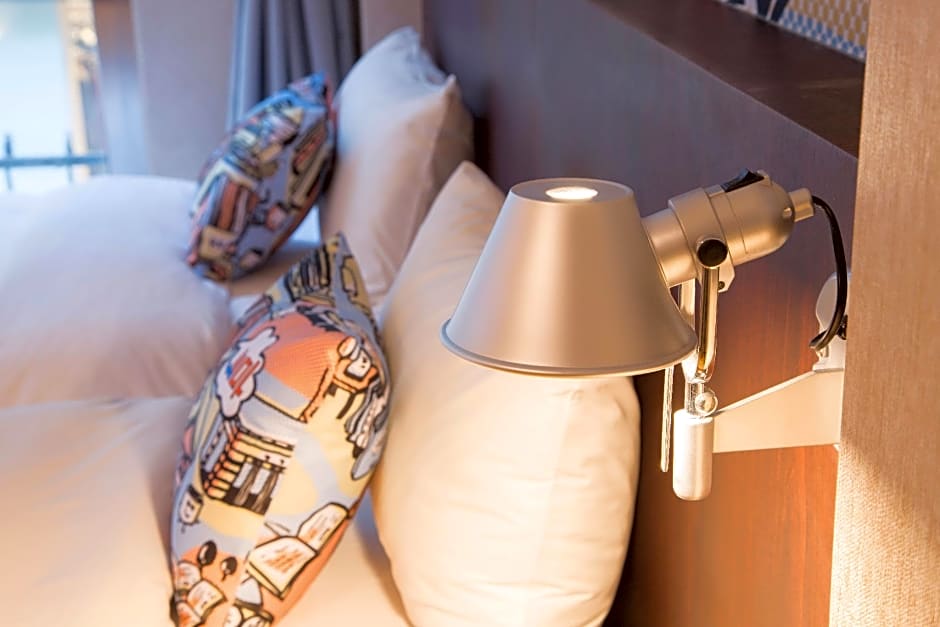 Just Live Inn-Taipei Station