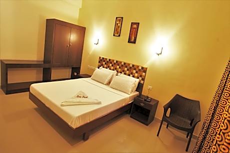 Standard Triple Non A/C Room