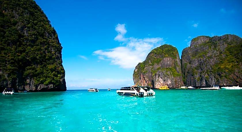 Twin Palms hostel Phi Phi