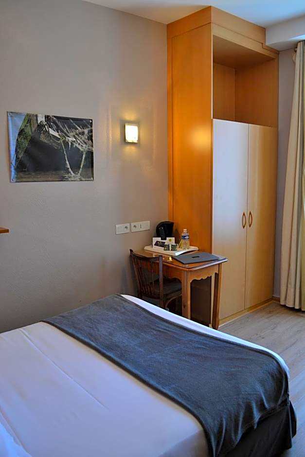 Hôtel La Porte Saint Pierre