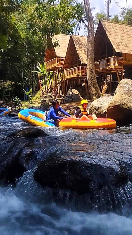 Aksha Riverside Ubud