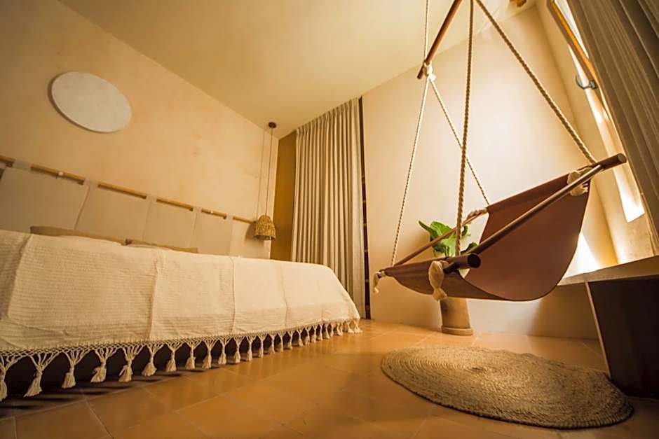 Casa Montore by Barrio Mexico