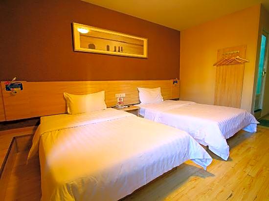 7 Days Inn Chongqing Changshou Yangshida Century Plaza