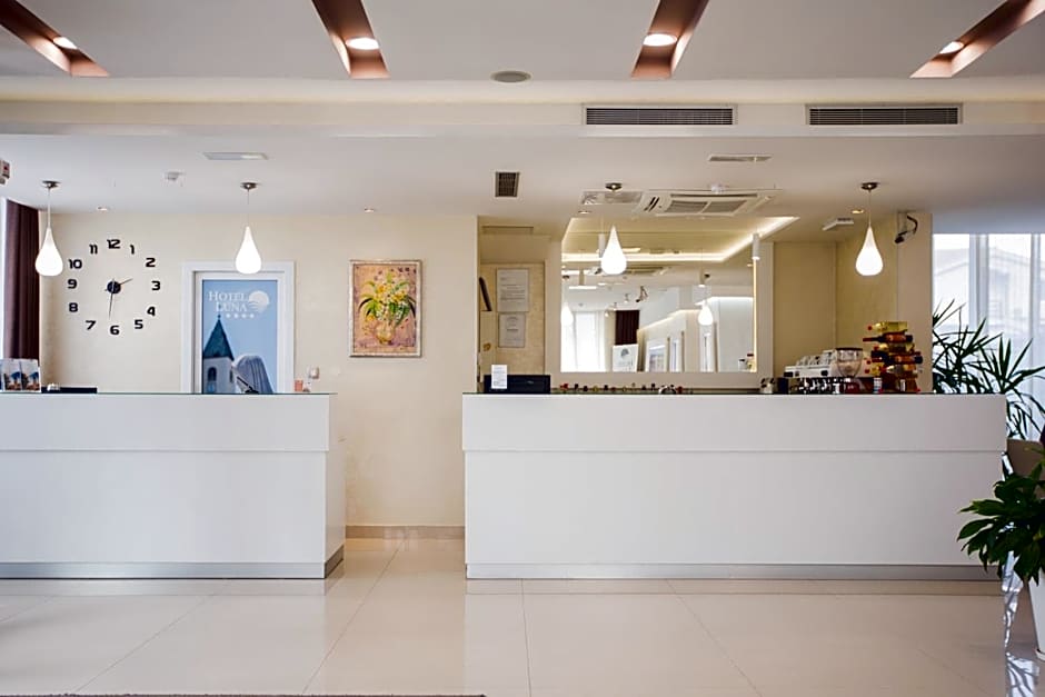 Hotel Luna