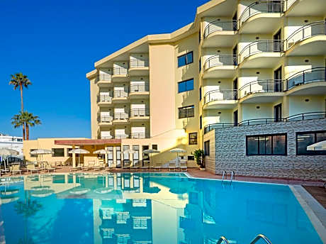 Rina Hotel