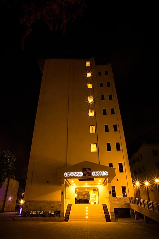 Bidwood Suite Hotel, Opposite Sarit Centre