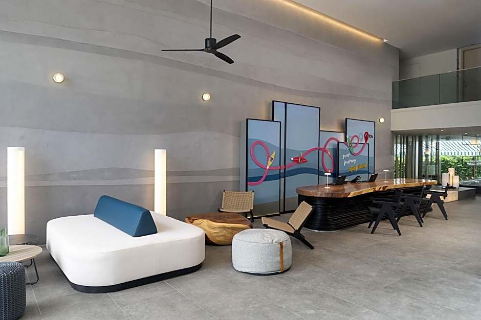 JonoX Phuket Karon Hotel