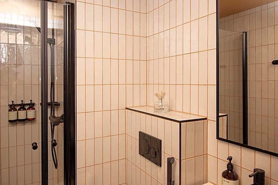 Bob W Helsinki Kaarti