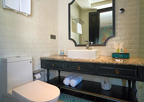 Deluxe Double Room City View