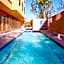 Holiday Inn Express & Suites Woodland Hills by IHG