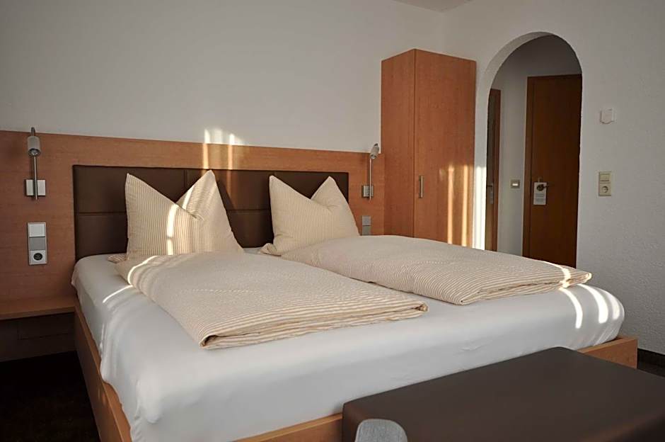 Hotel-Pension-Jasmin