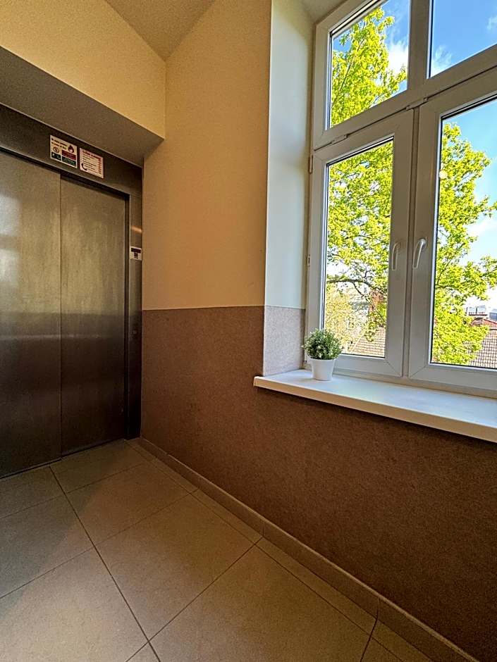 IRIS Aparthotel