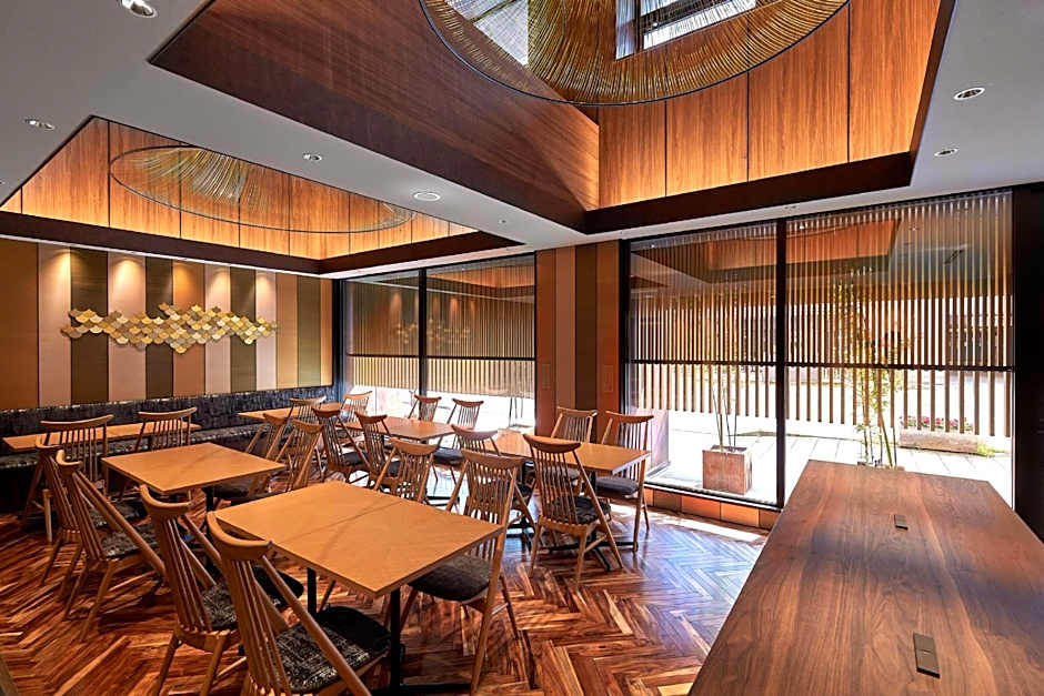 Minn Kanazawa