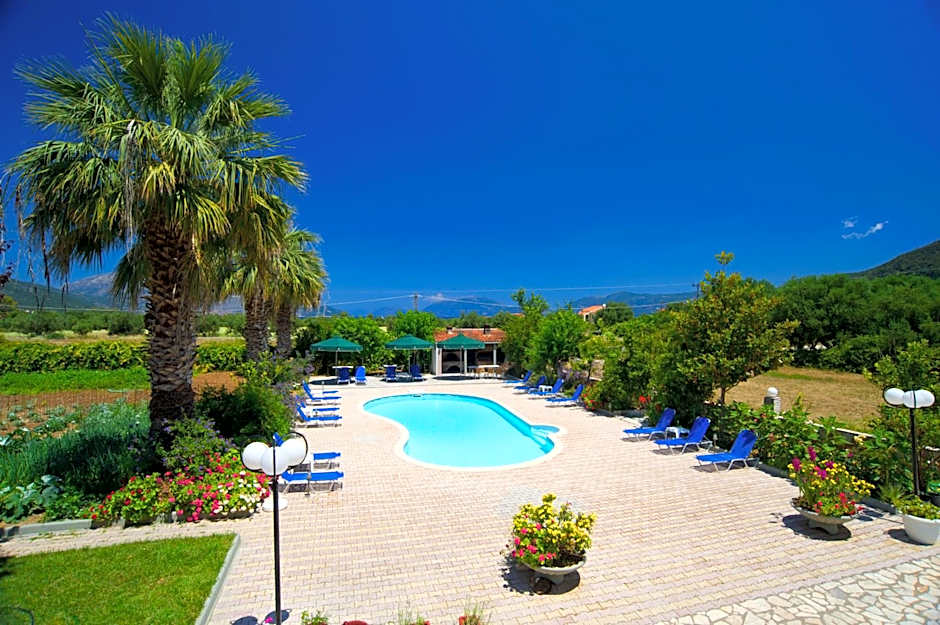 Nikos Studios and Apartments