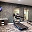 La Quinta Inn & Suites by Wyndham Houston - Normandy