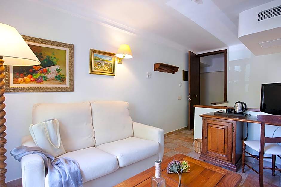 Hotel Cala Sant Vicenc - Adults Only