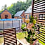 Lawendowo- sauna, jacuzzi, domki w ogrodzie i apartamenty w kamienicy