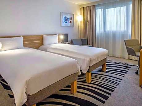 Standard Room With Double Bed (Or 2 Single Beds On Request)