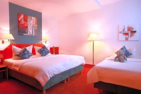 Triple Room with Private Bathroom