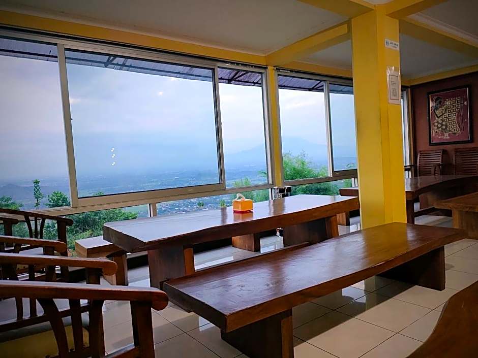 Bukit Indah Hotel - Piyungan